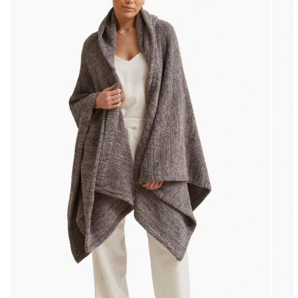 NWT Kashwere Hooded Blanket Poncho Silver Fox Pewter Chenilla One Size